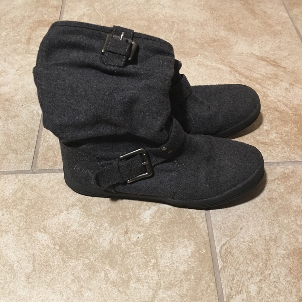 Blowfish grey wool boots faux suede
